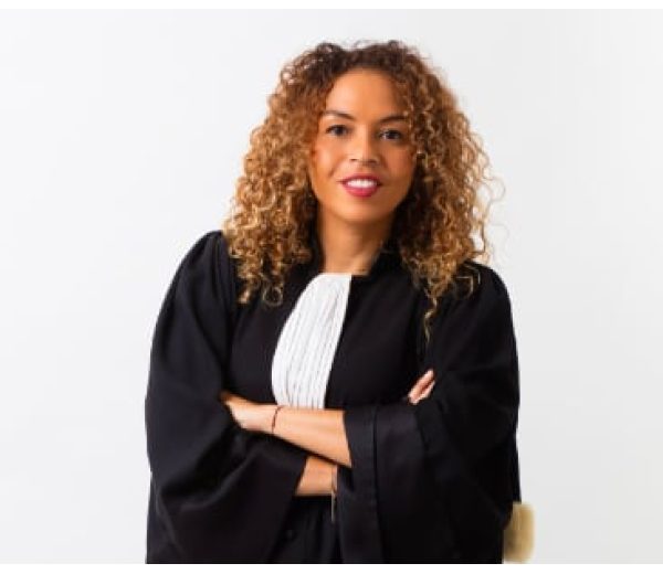 Photo de Maītre Tifany DE LA POIX DE FREMINVILLE Photo de Maītre Tifany DE LA POIX DE FREMINVILLE